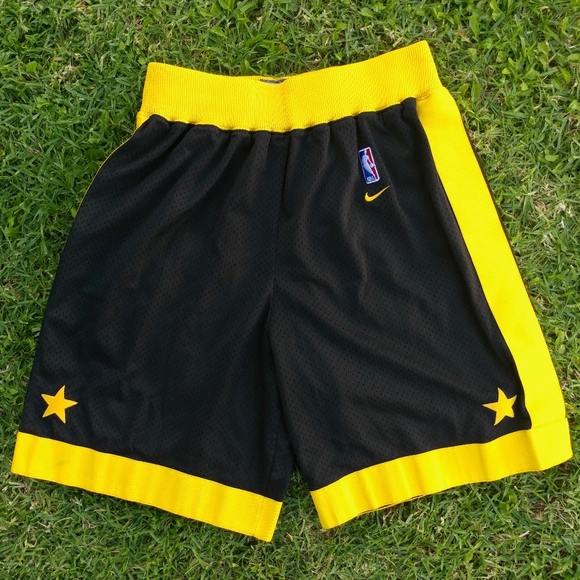 lakers retro shorts
